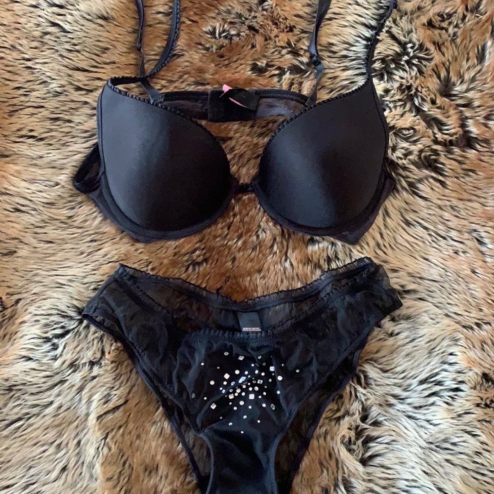 VS bra/panty set